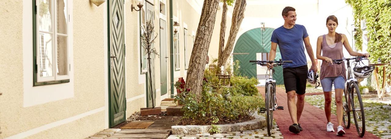 גומפולדסקירשן Hotel Landhaus Moserhof מראה חיצוני תמונה