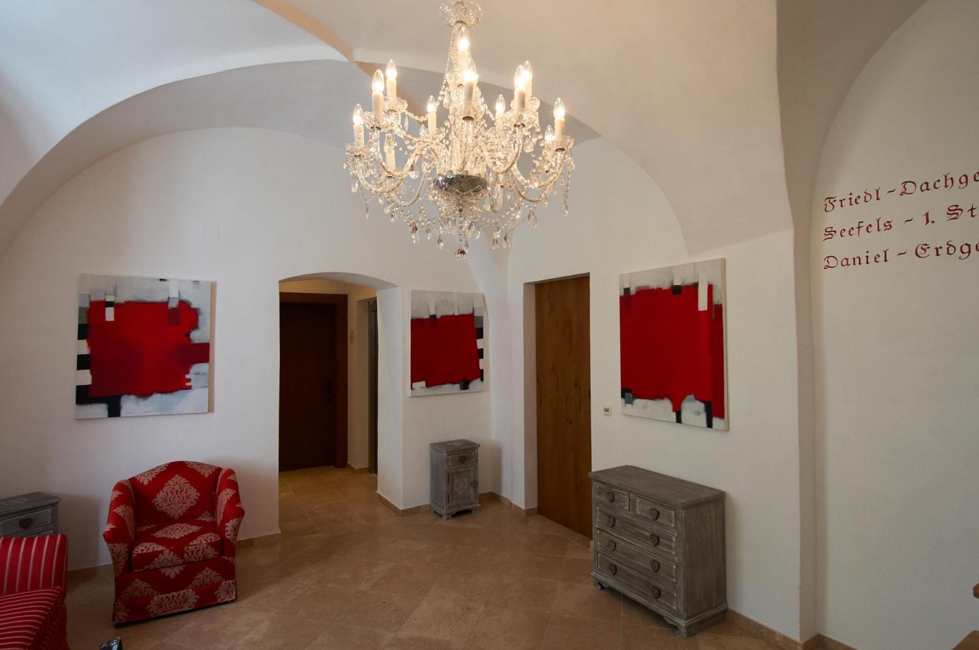 גומפולדסקירשן Hotel Landhaus Moserhof מראה חיצוני תמונה