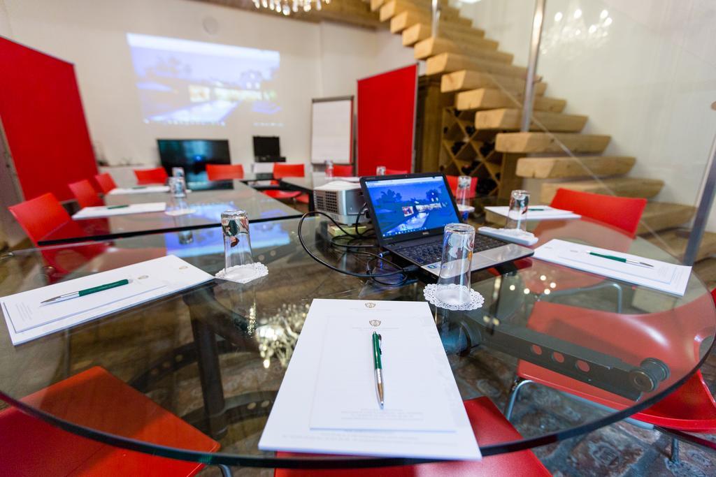 גומפולדסקירשן Hotel Landhaus Moserhof מראה חיצוני תמונה